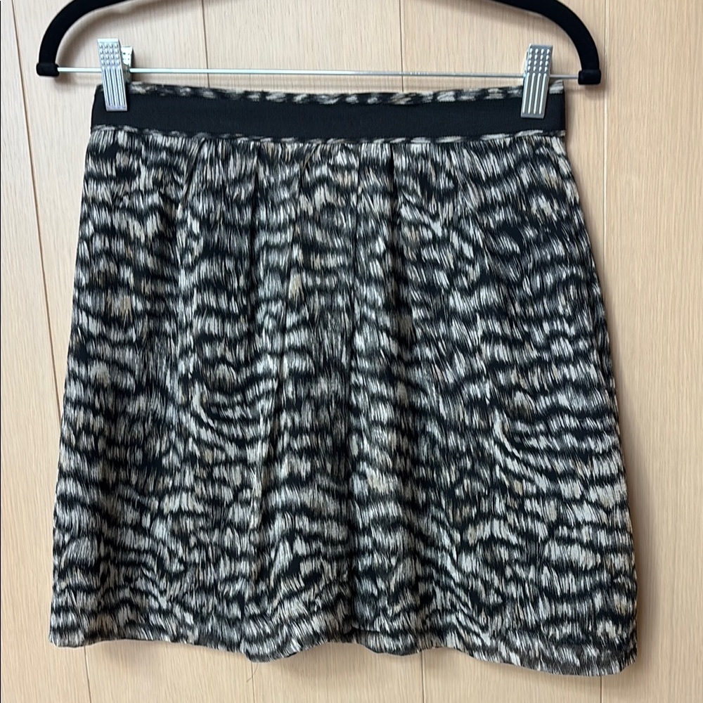 Club Monaco Silk print skirt